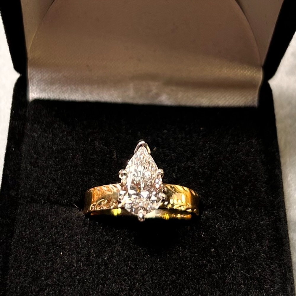 Gold Diamond Ring